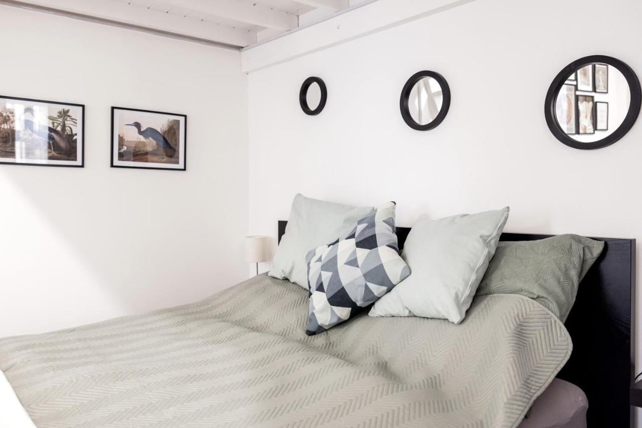 Charming Downtown Hideaway Steps From New York Cafe! Appartement Boedapest Buitenkant foto